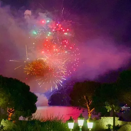 Апартаменты D'exception En Front De - 5 Pieces *