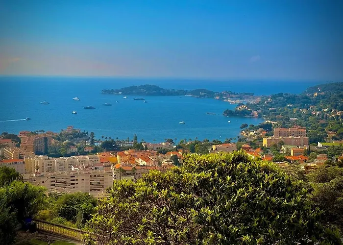 Апартаменты D'exception En Front De - 5 Pieces Больё-сюр-Мер